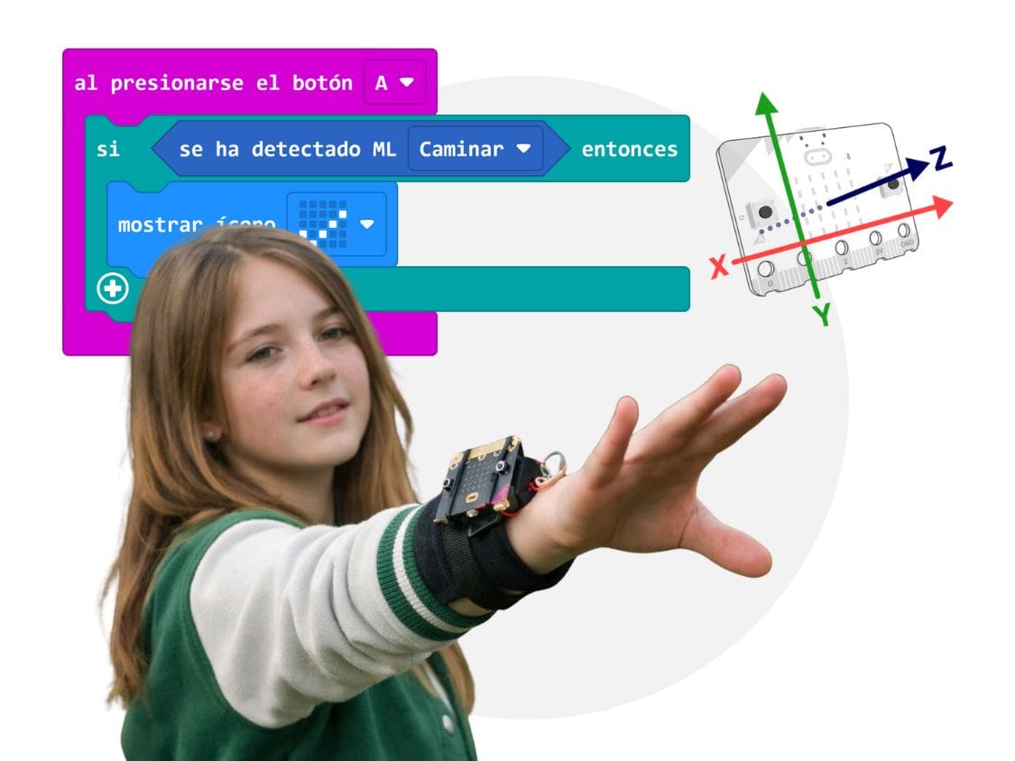 Estudiante programando con BBC micro:bit en clase de robótica educativa en colegio de Chile